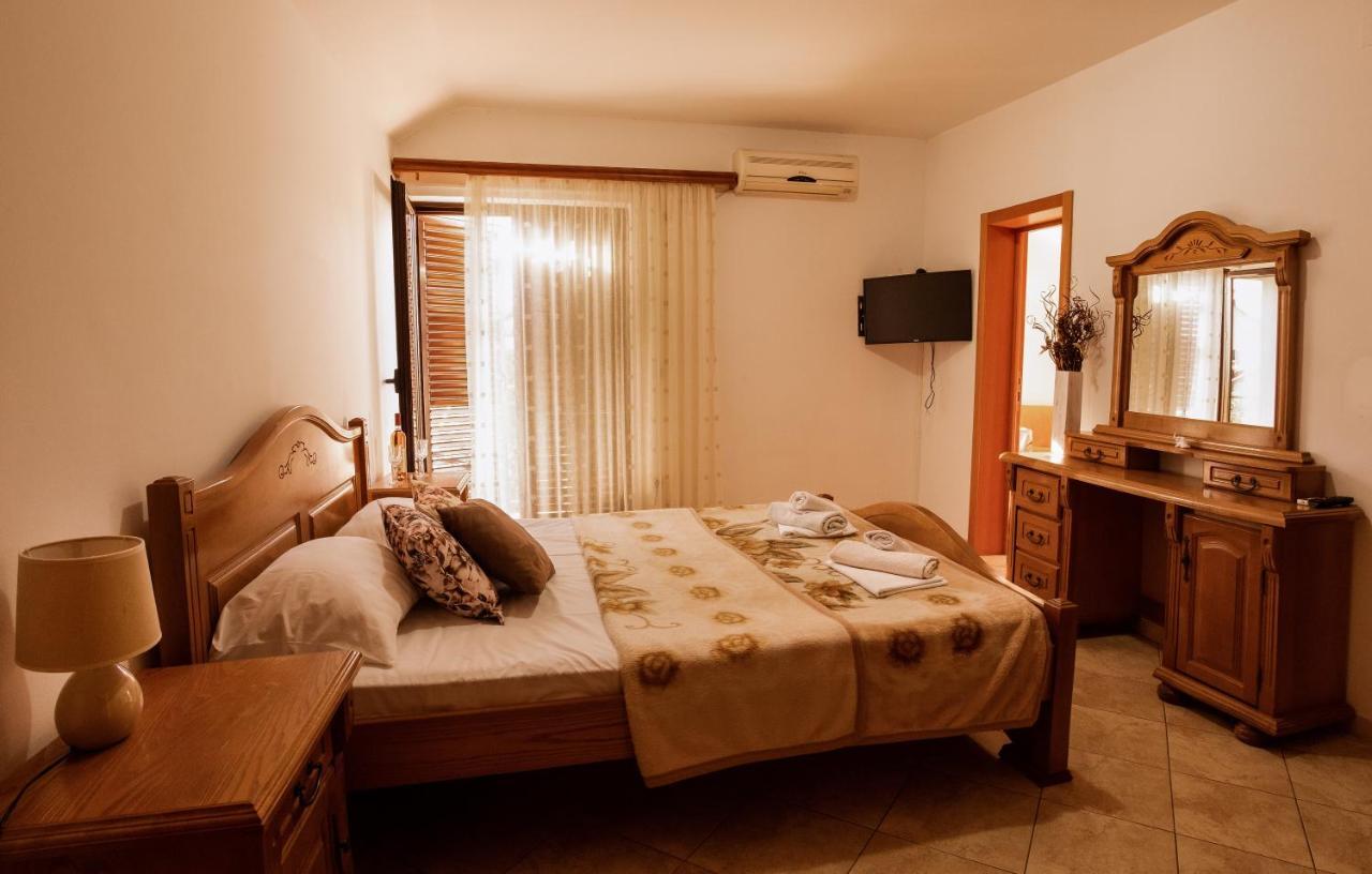 Apartments&rooms Marija Budva Buitenkant foto