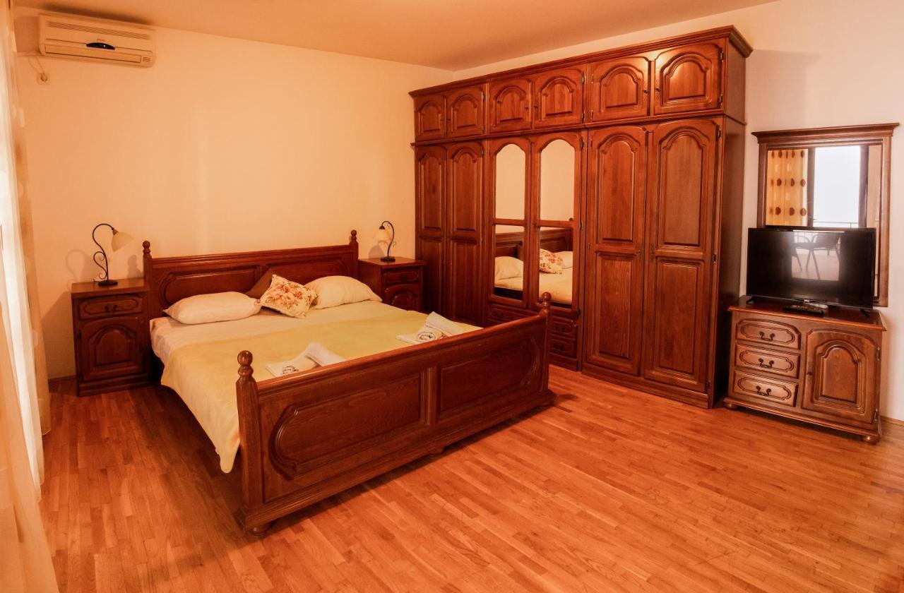 Apartments&rooms Marija Budva Buitenkant foto