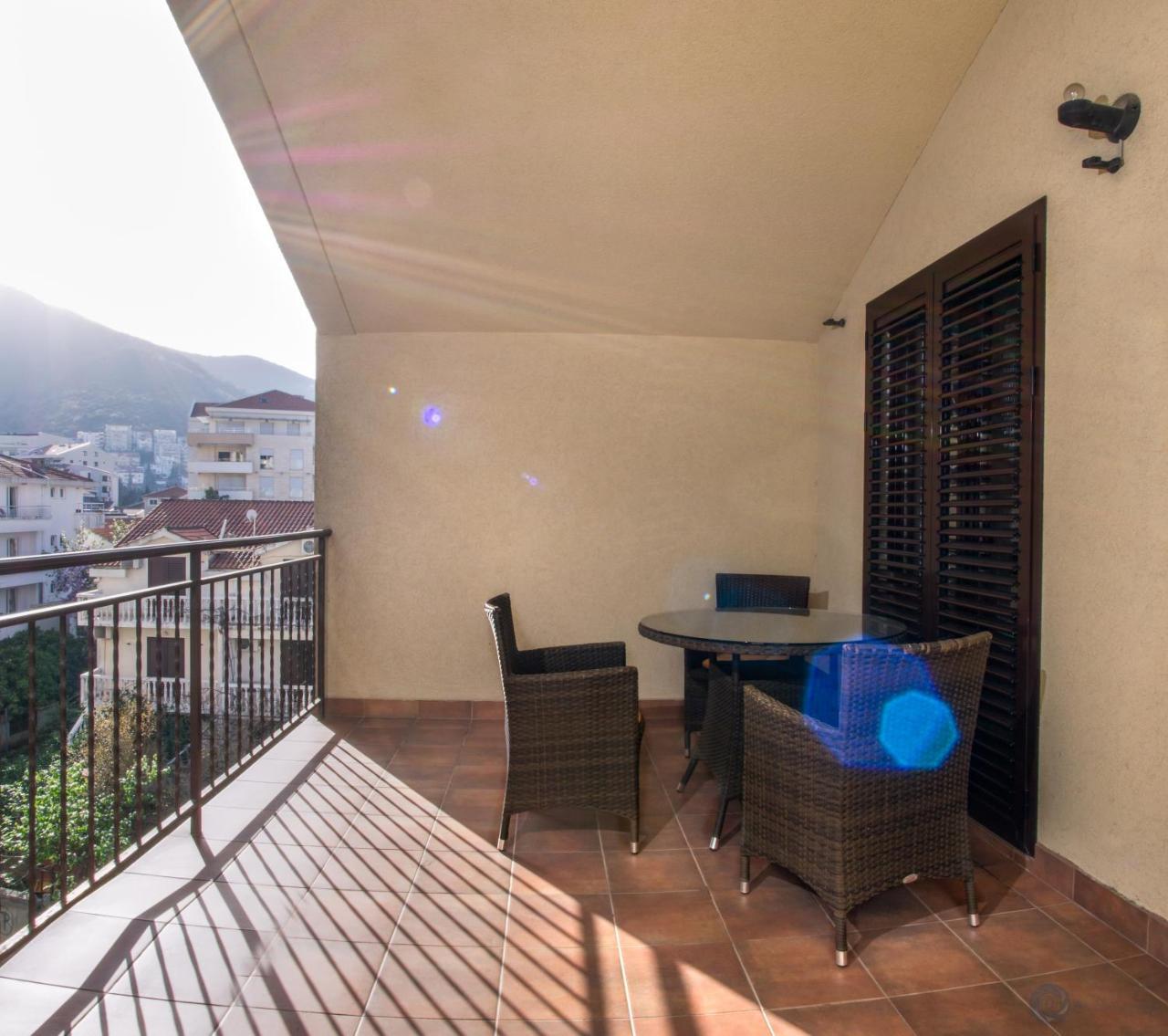 Apartments&rooms Marija Budva Buitenkant foto